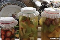 Mary’s Nest News: Apron Trends, Vinegar Uses, and Diet Tips