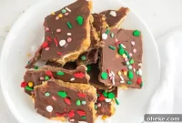 Crunchy Christmas Crack Recipe: Sweet & Salty Holiday Toffee