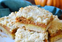 Pumpkin Pie Crumble Bars Recipe — Fall Dessert Bars