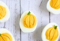Pumpkin-Spiced Deviled Eggs for Low-Carb Fall Brunch