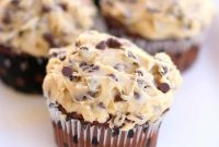 Cookie Dough Frosting Recipe: Scoopable No-Bake Cake Frosting