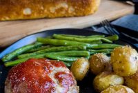 Sheet Pan Mini Meatloaves with Roasted Green Beans & Potatoes