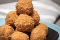 Keto Gingerbread Cheesecake Bites | Low-Carb Holiday Treats