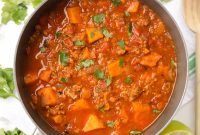 8-Ingredient Paleo Sweet Potato Chili Recipe – Hearty & Grain-Free