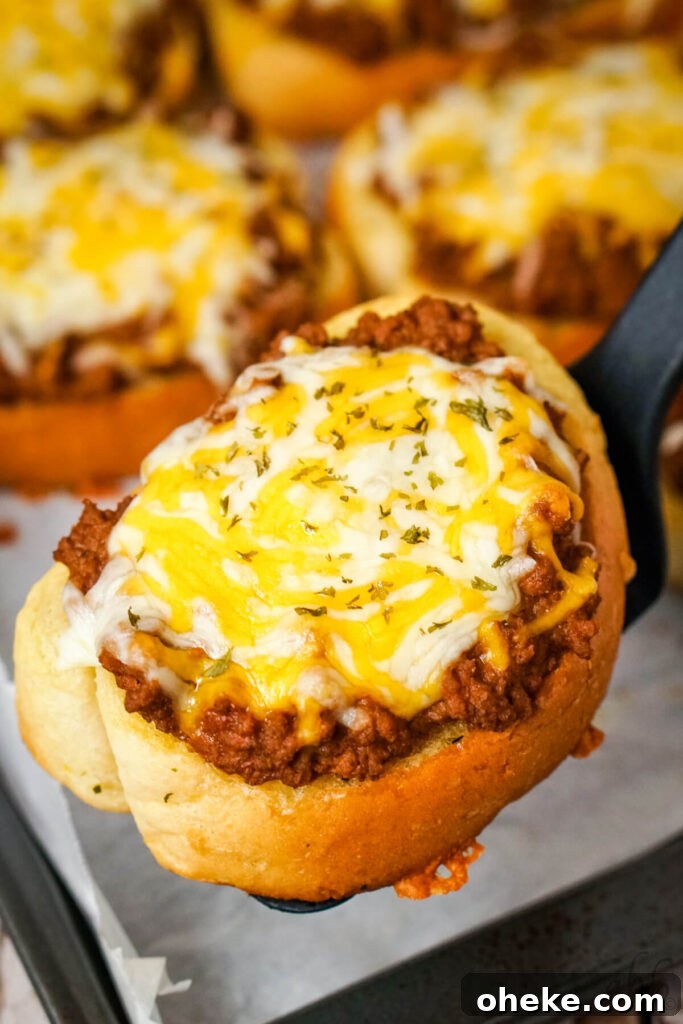 Garlic Bread Sloppy Joes: Cheesy Savory Sandwich Recipe 2 img 10036 1