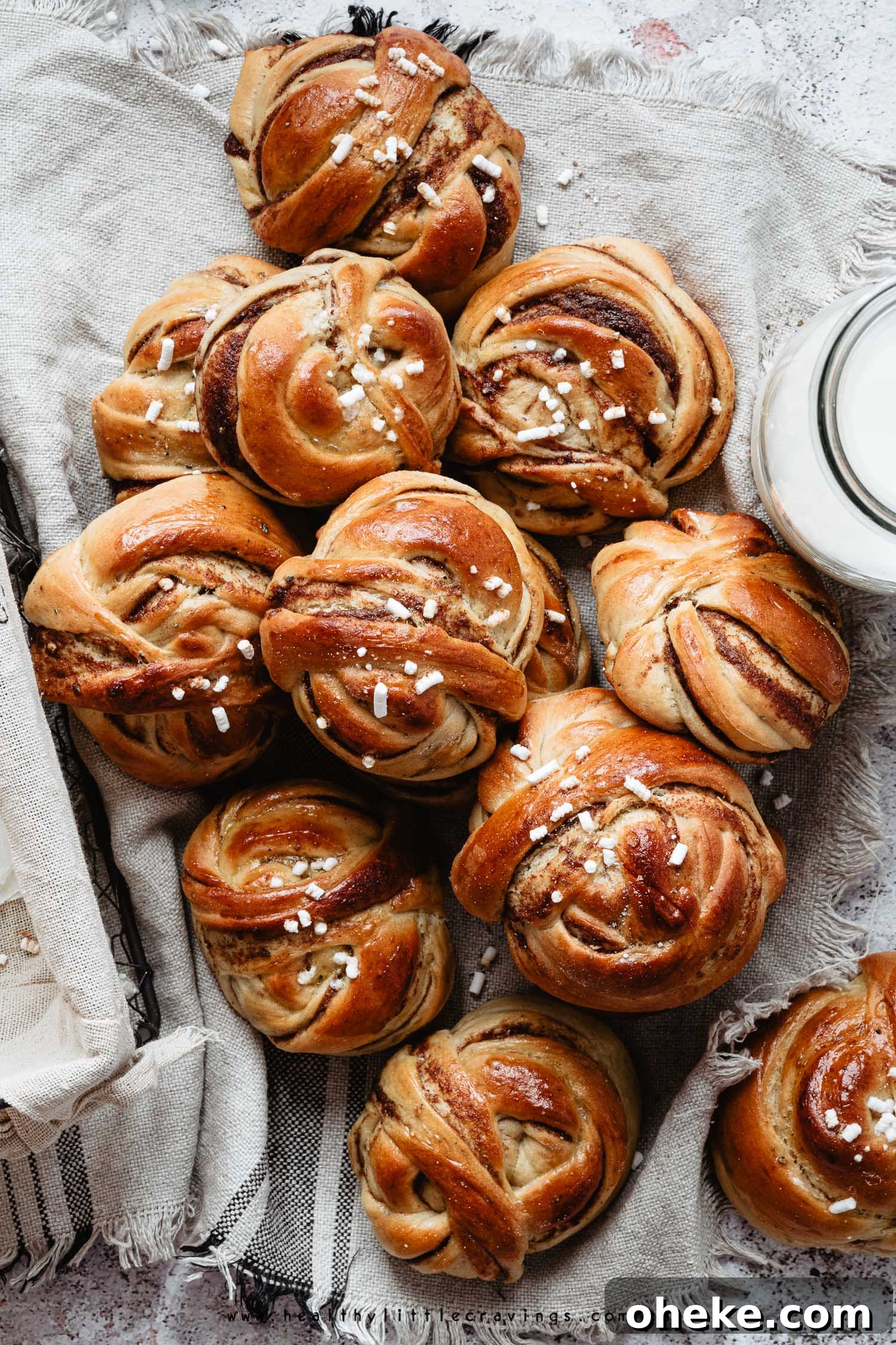 Cinnamon cardamom buns recipe