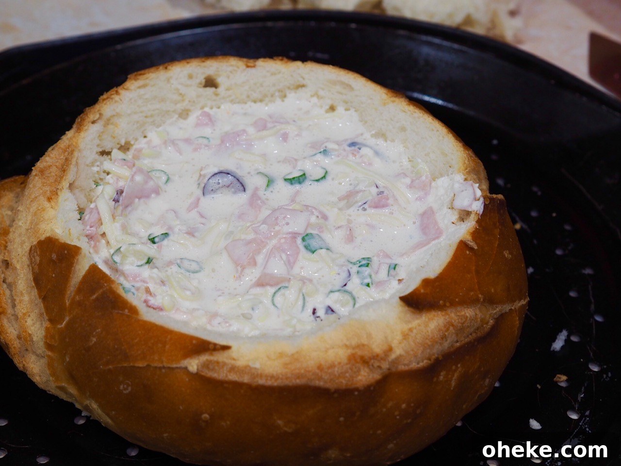Delicious Ham and Cheese Cobb Loaf Dip