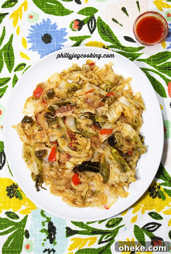 Crispy Pan-Fried Cabbage with Garlic and Bacon 2 Fried Cabbage