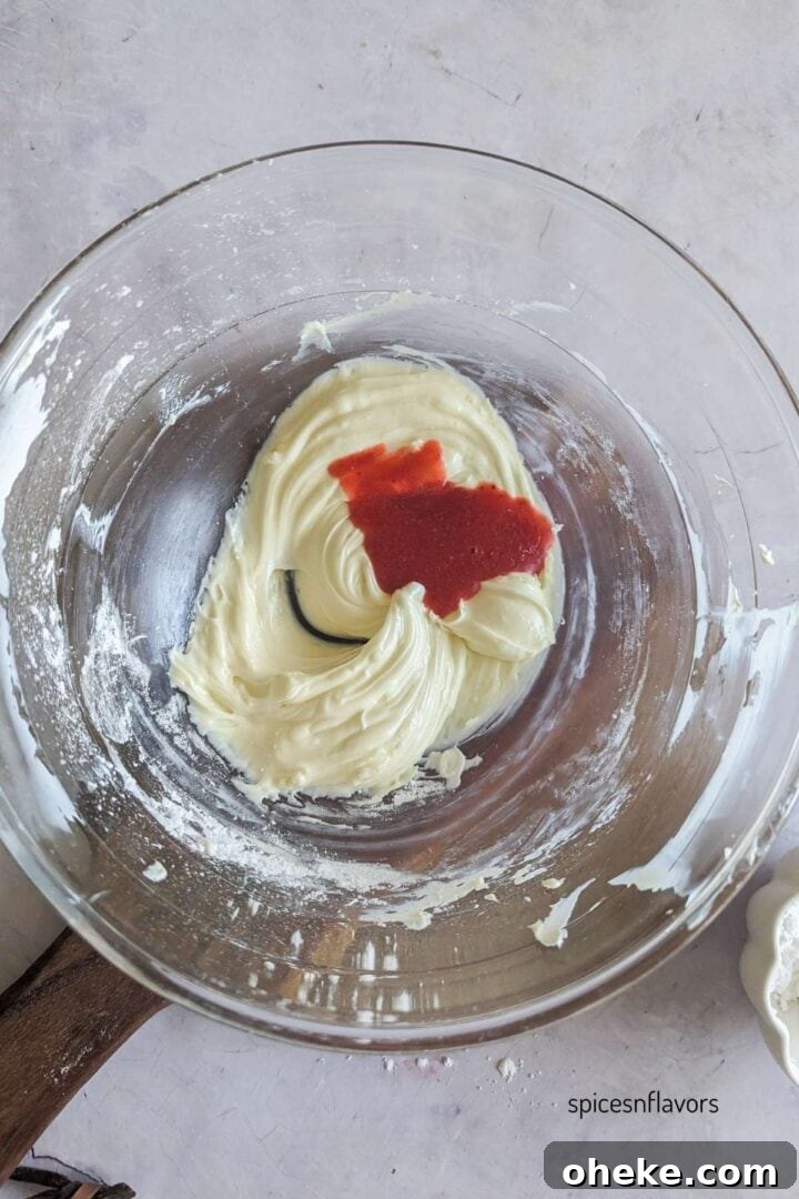 Fresh Strawberry Glaze for Cakes — Quick Homemade Icing 6 mix strawberry puree