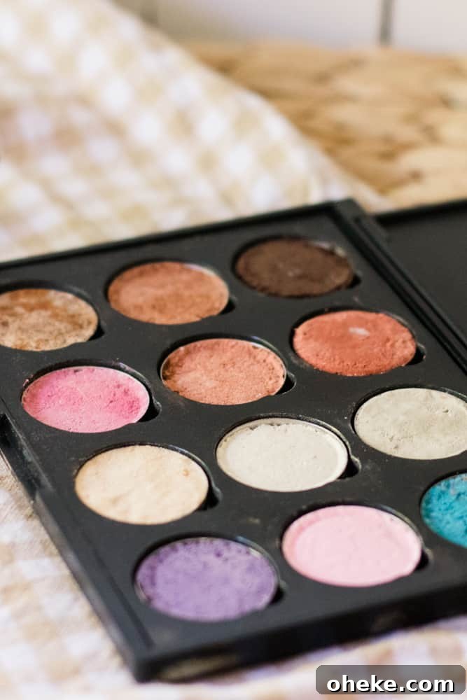 How to Make Natural Homemade Eyeshadow at Home 5 Colorful homemade eyeshadow in eyeshadow container.