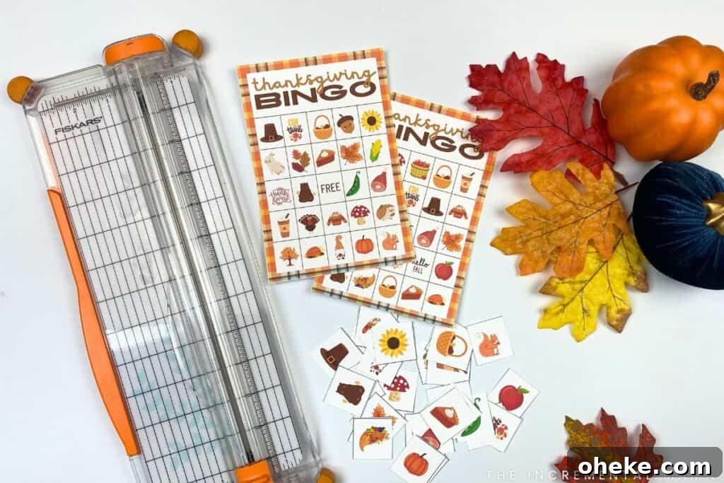 paper tirmmer with free printable thanksgiving bingo cards
