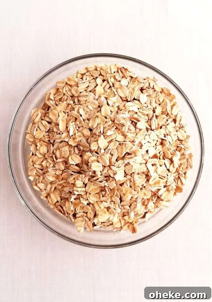 oatmeal cookies rolled oats in bowl