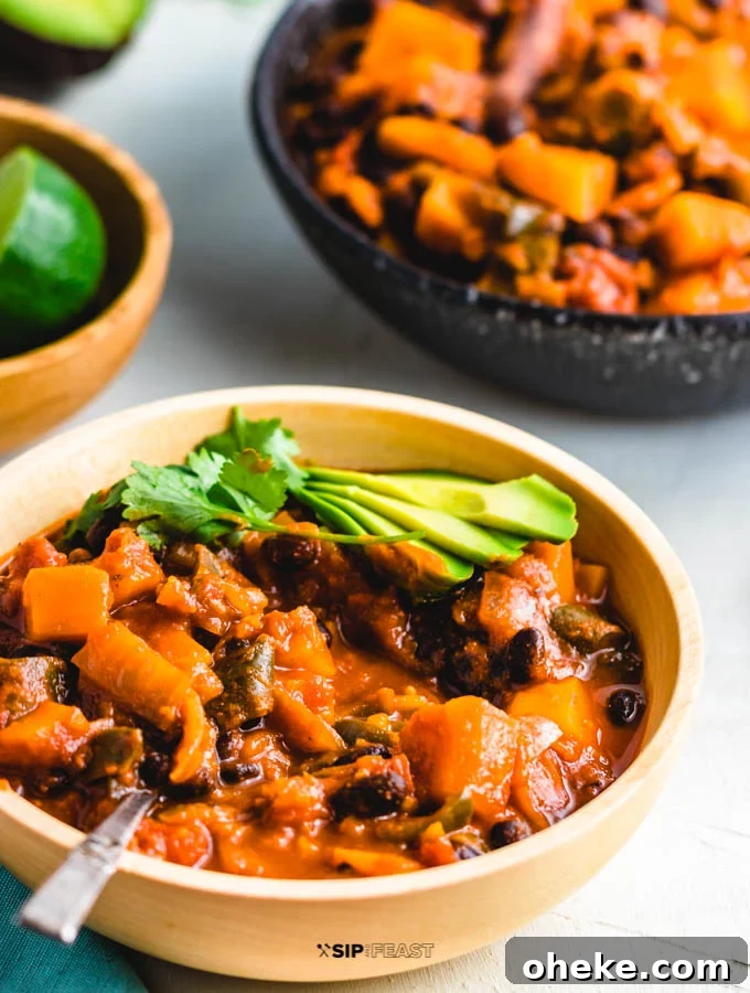 Roasted poblano peppers and stewed butternut squash chili featured image.