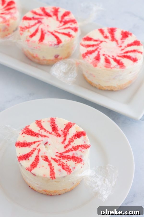 Mini No-Bake Peppermint Cheesecake Bites for Holiday Parties 2 These adorable Mini No-Bake Peppermint Cheesecakes look just like starlight mints. They’re perfect for a festive holiday event, but easy enough for anytime.