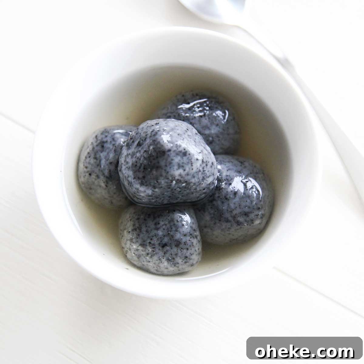Black Sesame Glutinous Rice Balls in Sweet Ginger Soup