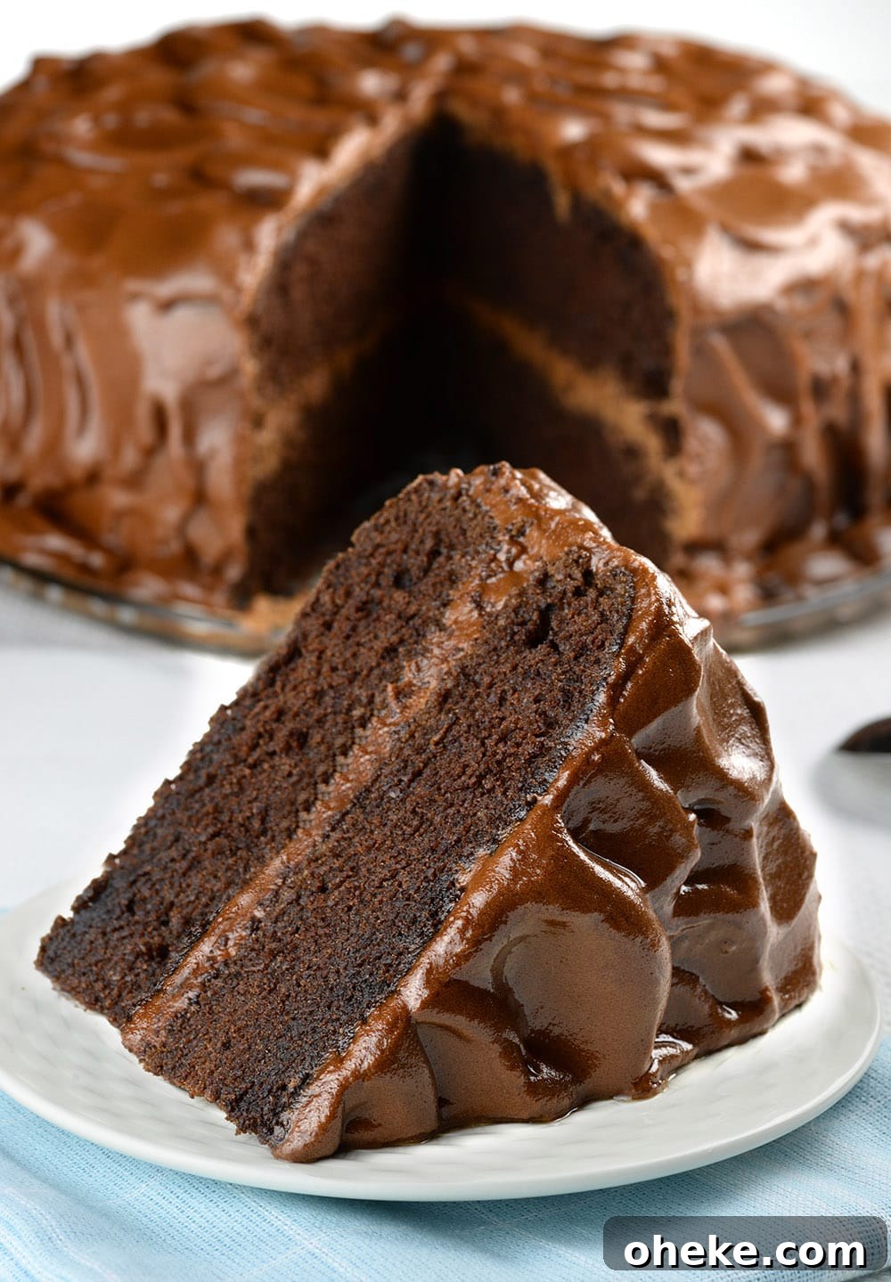Classic Old-Fashioned Chocolate Cake Recipe 4 Fast and simple, and you get a moist and chocolatey cake that pleases everyone.