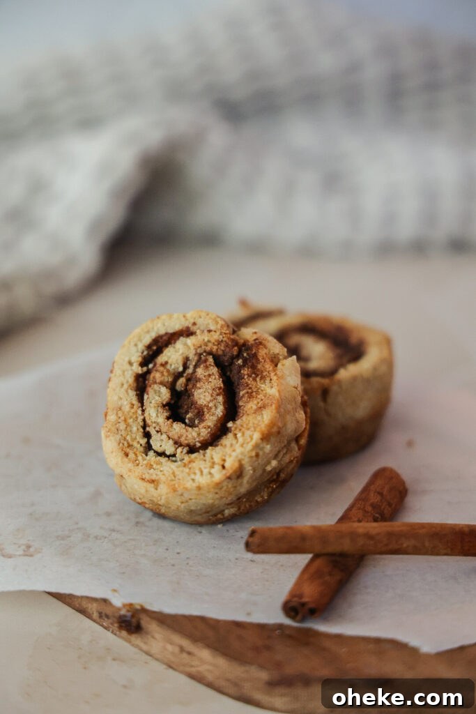 Cinnamon rolls without frosting.