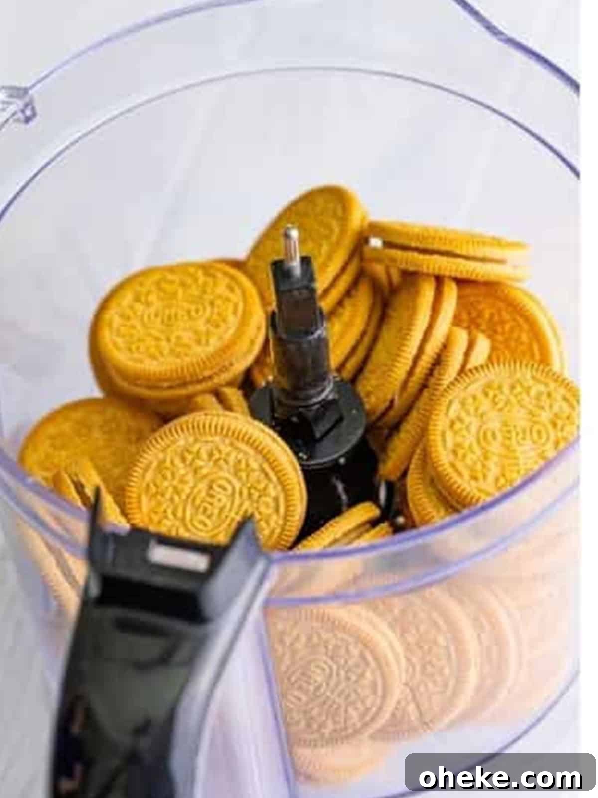 Chocolate Sand Pudding Cups Recipe for Kids' Parties 4 Golden Oreos in a food processor to make cookie crumbs for sand pudding.